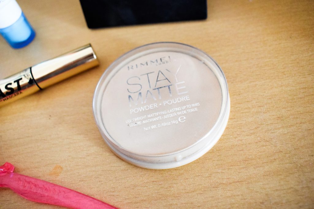 rimmel-stay-matte-powder