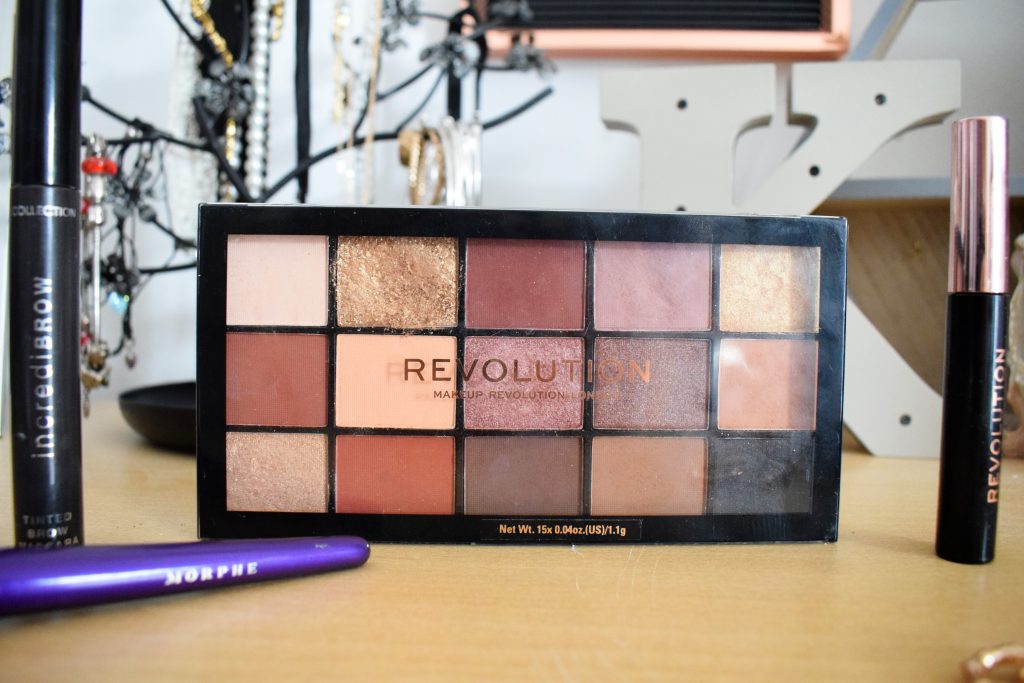 revolution-velvet-rose-palette